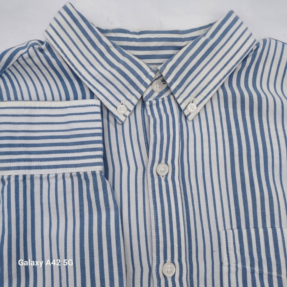 American Eagle Seriously Soft Striped Button Down Shirt Mens Medium Classic Fit